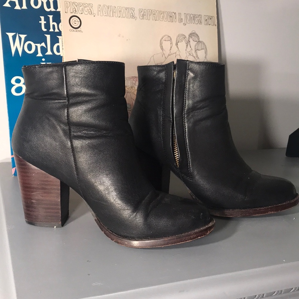 Urban outfitters black booties
